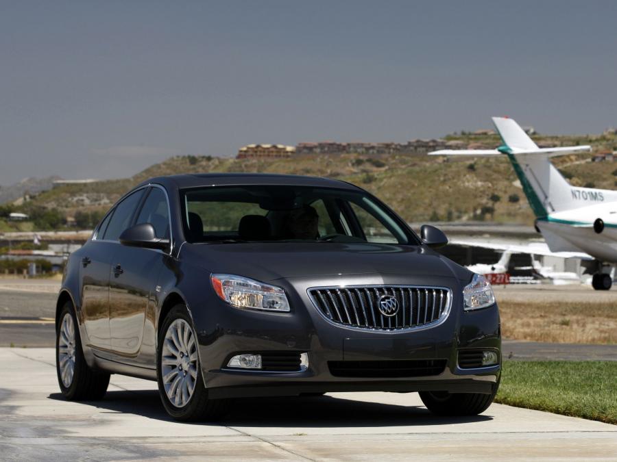  Buick Regal 2010 года  (фото 5 из 16)